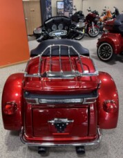 2013 Harley-Davidson® Tri Glide™ Ultra Classic® EMBR RED SUNGLO W/ PINSTRIP thumb 1
