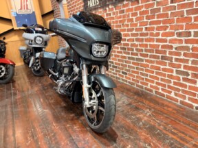 FLHX 2025 Street Glide™ thumb 1