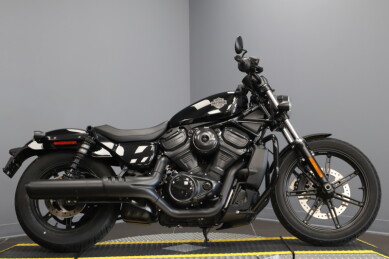 2025 Harley-Davidson® Nightster® Vivid Black | Ironclad Harley