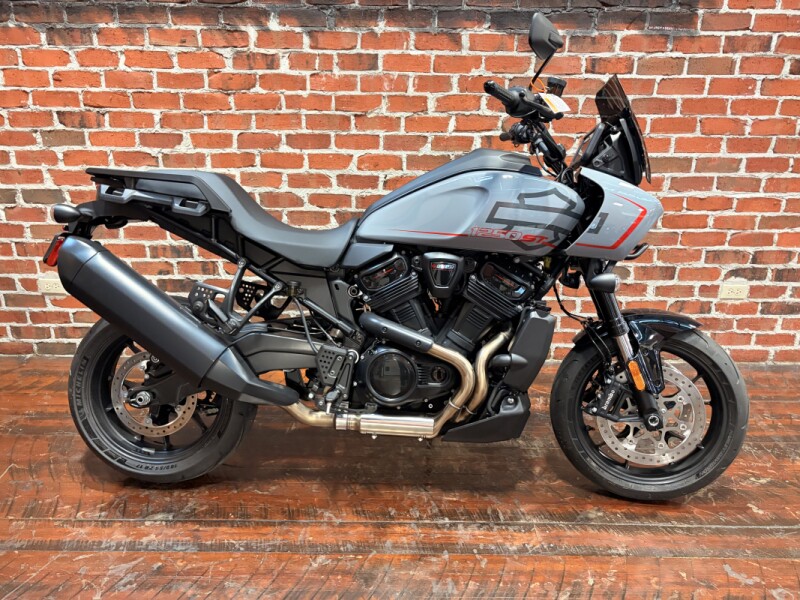 RA1250ST 2026 Pan America® 1250 ST