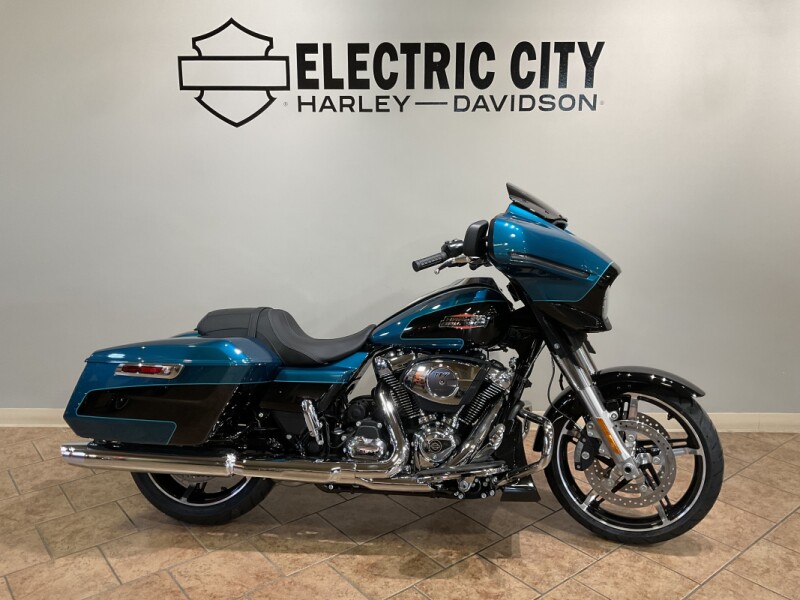 2026 Harley-Davidson® Street Glide® Teal Thunder / Vivid Black Chrome Trim FLHX