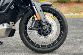 2026 Harley-Davidson® Pan America® 1250 Special RA1250S thumb 2