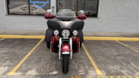 2021 Harley-Davidson® Tri Glide® Ultra Billiard Red thumb 3