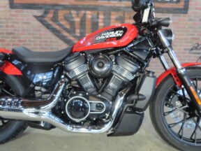 2026 Harley-Davidson® Nightster™ RH975 thumb 3