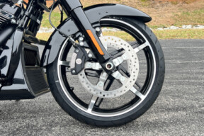 FLTRX 2026 Road Glide® thumb 2