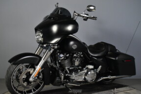 2022 Harley-Davidson® Street Glide® Special FLHXS thumb 0