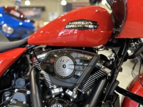 FLTRX 2026 Road Glide® thumb 2