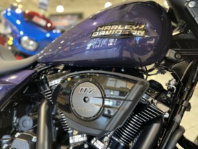 FLHX 2026 Street Glide® thumb 2