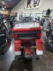 2005 Harley-Davidson® Road King® Two-Tone Sierra Red Pearl and Brilliant Silver Pearl thumb 1