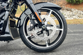 2026 Harley-Davidson® Road Glide® FLTRX thumb 2