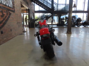 2026 Harley-Davidson® Nightster™ RH975 thumb 1
