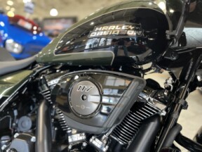 FLTRX 2026 Road Glide® thumb 2