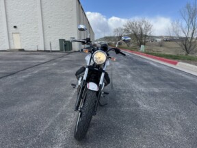 2017 Moto Guzzi V9 Roamer thumb 2
