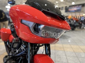 FLTRX 2026 Road Glide® thumb 1