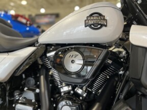 FLHXL 2026 Street Glide Limited thumb 2