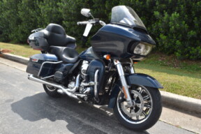 2016 Harley-Davidson Road Glide Ultra thumb 3