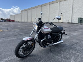 2017 Moto Guzzi V9 Roamer thumb 1