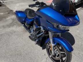 FLTRX 2024 Road Glide™ thumb 2