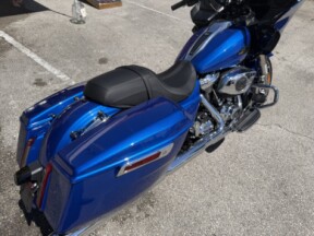 FLTRX 2024 Road Glide™ thumb 1