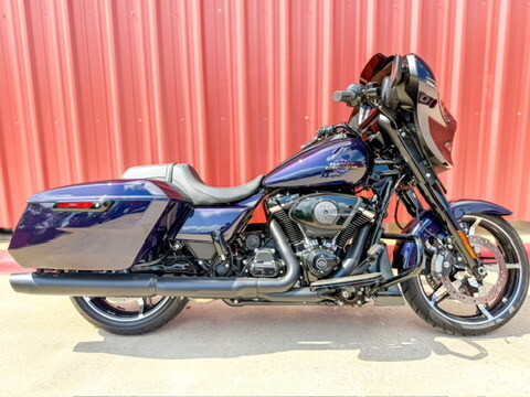 2025 Harley-Davidson® Street Glide® Mystic Shift - Black Finish