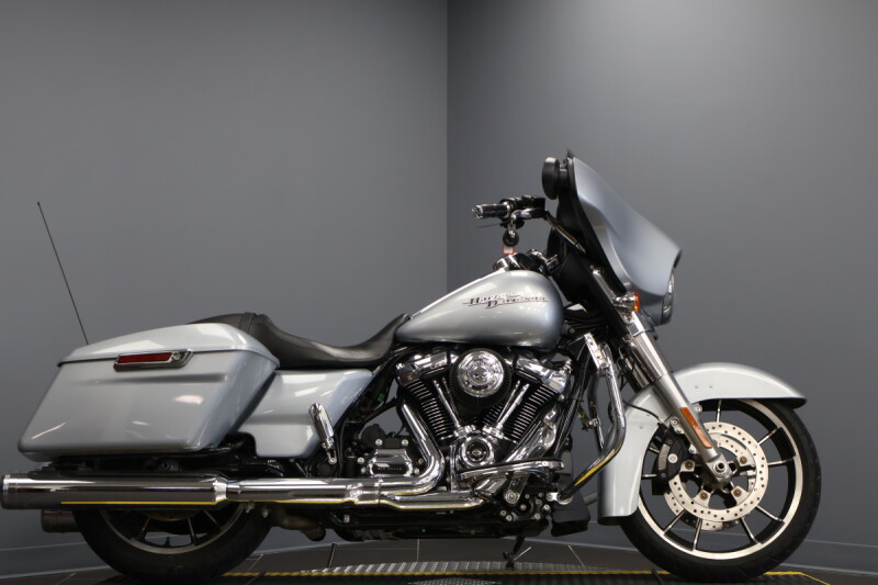 2020 Harley-Davidson® Street Glide® FLHX