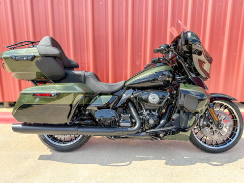 2026 Harley-Davidson® Street Glide Limited Olive Steel Metallic / Vivid Black Black Trim