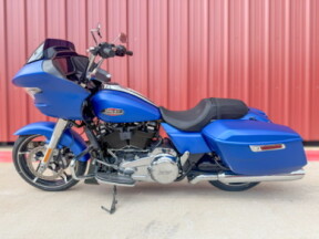 2026 Harley-Davidson® Road Glide® Aurora Blue Denim Chrome Trim thumb 1