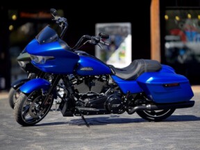2026 Harley-Davidson® Road Glide® Aurora Blue Denim Black Trim thumb 3