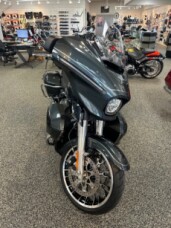2026 Harley-Davidson® FLHXL Street Glide™ Limited thumb 0