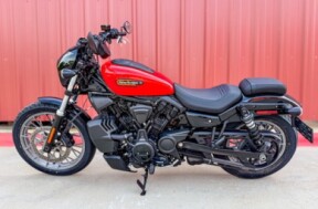 2026 Harley-Davidson® Nightster® Special Blood Orange Black Trim thumb 0
