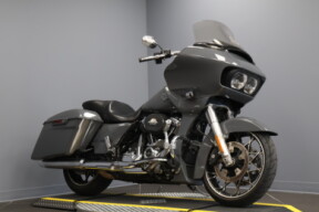 2022 Harley-Davidson® Road Glide® Special FLTRXS thumb 3