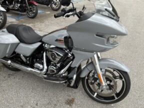 FLTRX 2025 Road Glide™ thumb 3