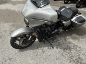 FLHXSE 2023 CVO™ Street Glide® thumb 1