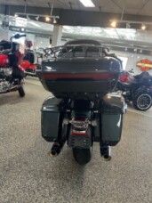 2026 Harley-Davidson® FLHXL Street Glide™ Limited thumb 3
