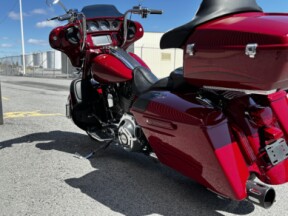 2016 Harley-Davidson® CVO™ Street Glide® Atomic Red with Candy Apple Flames thumb 1