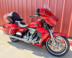 2026 Harley-Davidson® Street Glide Limited Brilliant Red Chrome Trim thumb 3