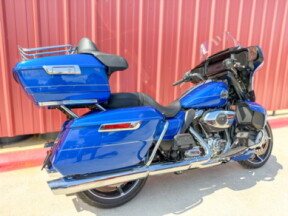 2025 Harley-Davidson® Street Glide® Ultra Blue Burst thumb 3