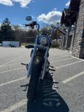 2023 Harley-Davidson® Softail® Standard Vivid Black thumb 2