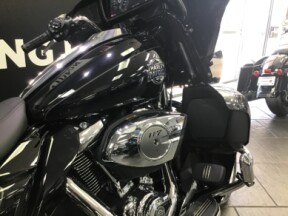 2026 Harley-Davidson® Street Glide Limited Vivid Black Chrome Trim thumb 1