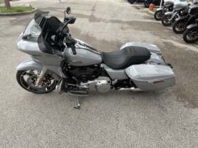 FLTRX 2025 Road Glide™ thumb 1