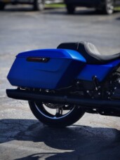 2026 Harley-Davidson® Road Glide® Aurora Blue Denim Black Trim thumb 0