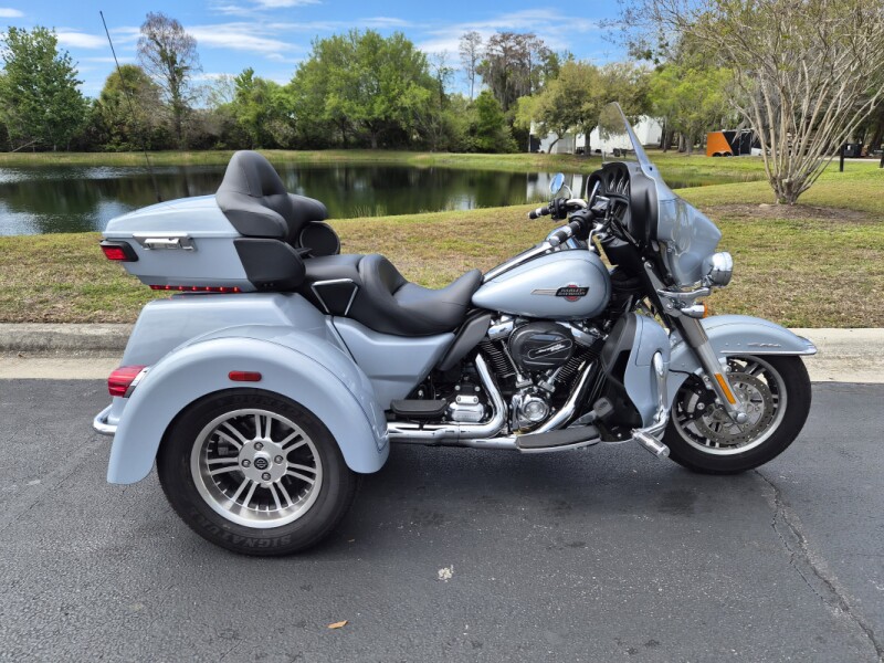 FLHTCUTG 2023 Tri Glide® Ultra