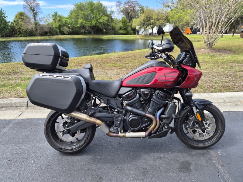 RA1250ST 2025 Pan America® 1250 ST