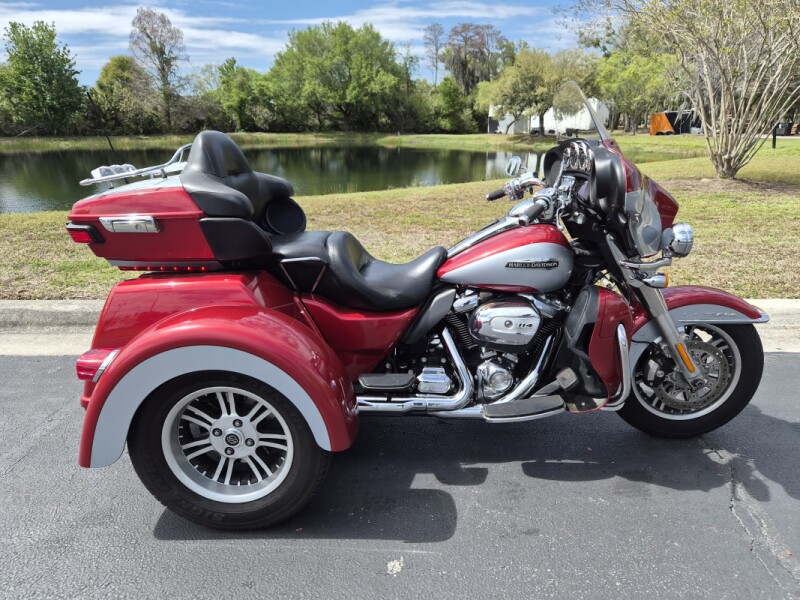 FLHTCUTG 2019 Tri Glide® Ultra