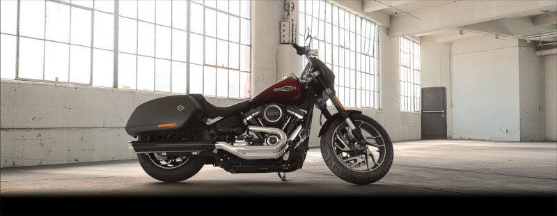 2018 Harley-Davidson® Sport Glide™ Twisted Cherry