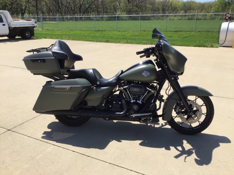 FLHXS 2021 Street Glide® Special