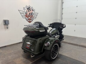 2026 Harley-Davidson® Street Glide 3 Limited Olive Steel Metallic / Vivid Black Chrome Trim thumb 2