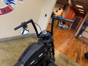 2023 Harley-Davidson® Low Rider® S Vivid Black thumb 1