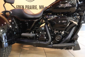 2023 Harley-Davidson HD FLRT Trike FreeWheeler thumb 2