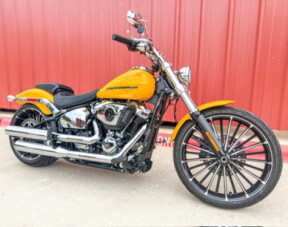 2025 Harley-Davidson® Breakout® Centerline thumb 3